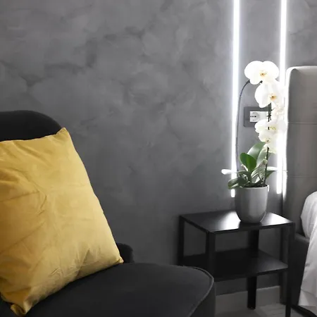 Guest house Turati 4*