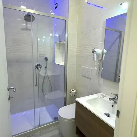 Guest house Turati 4*