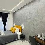 Turati 4*